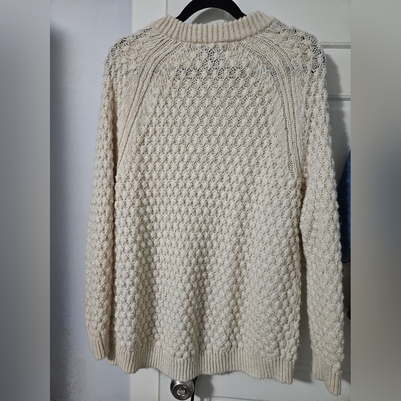 H&M Sweater - Picture 3 of 5